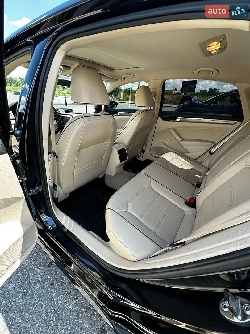 2016 Volkswagen Passat - мініатюра 8