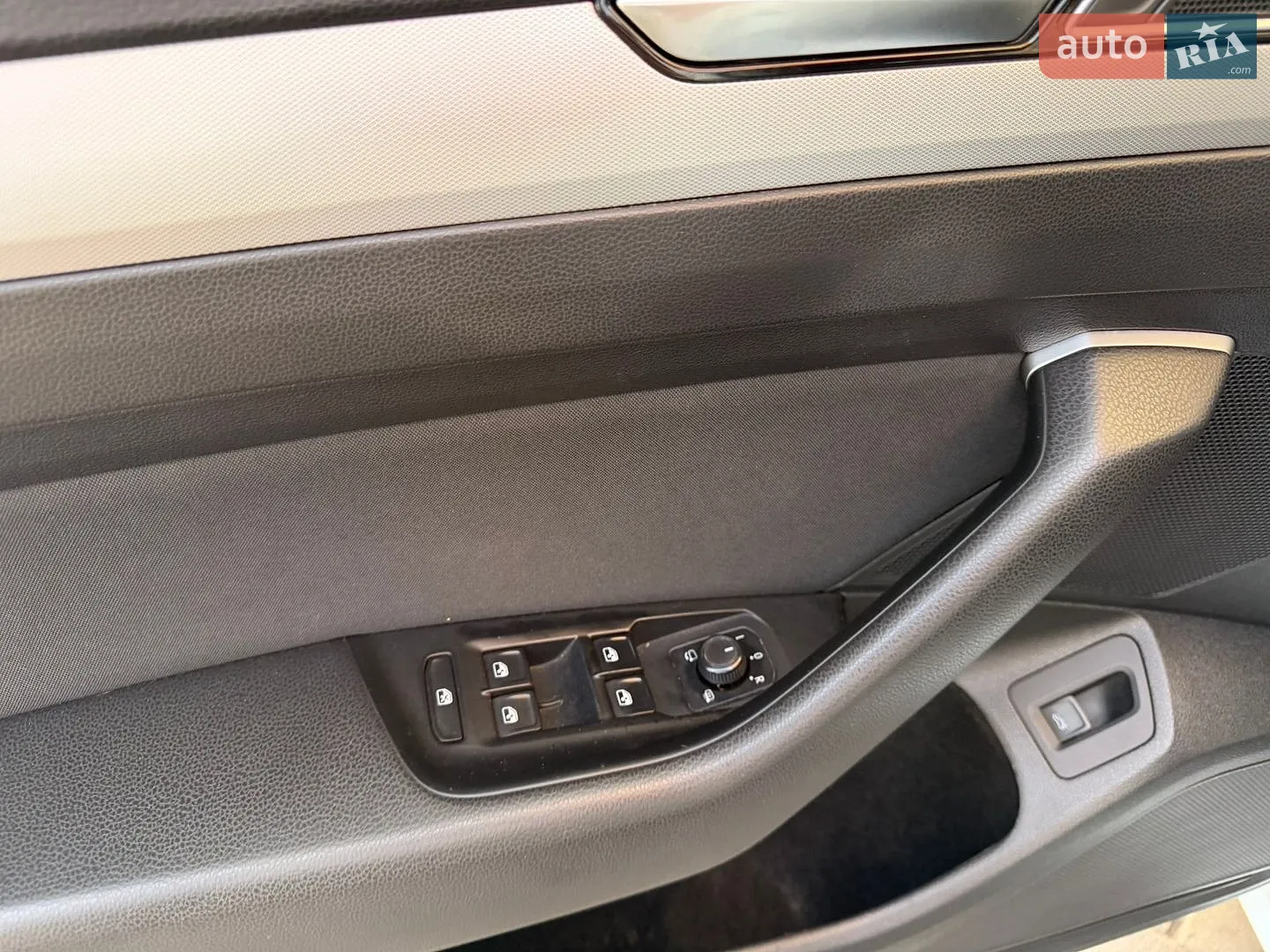 2015 Volkswagen Passat - мініатюра 16