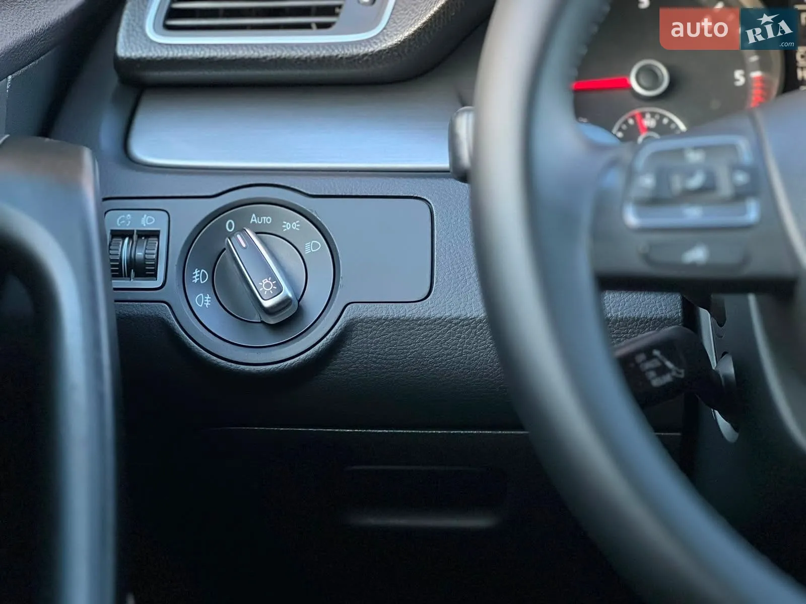 2013 Volkswagen Passat - мініатюра 82