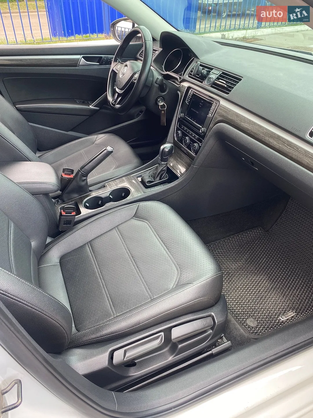 2016 Volkswagen Passat - мініатюра 3