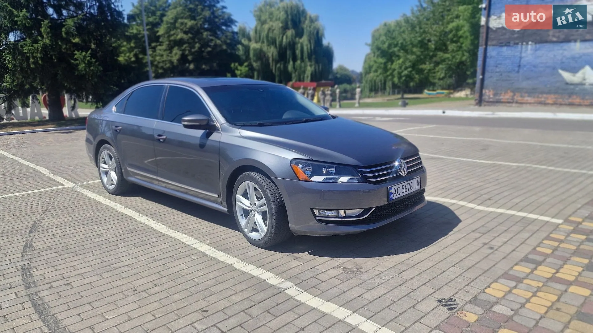 2013 Volkswagen Passat - мініатюра 2