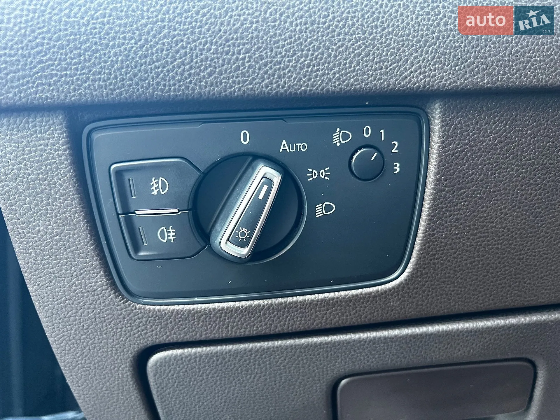 2016 Volkswagen Passat - мініатюра 34