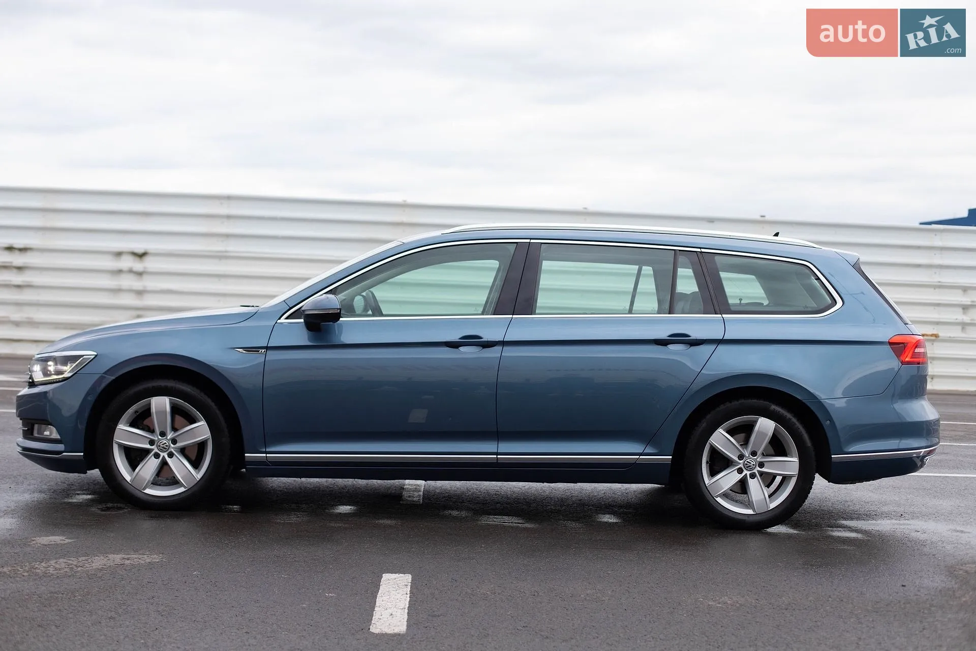 2016 Volkswagen Passat - мініатюра 30