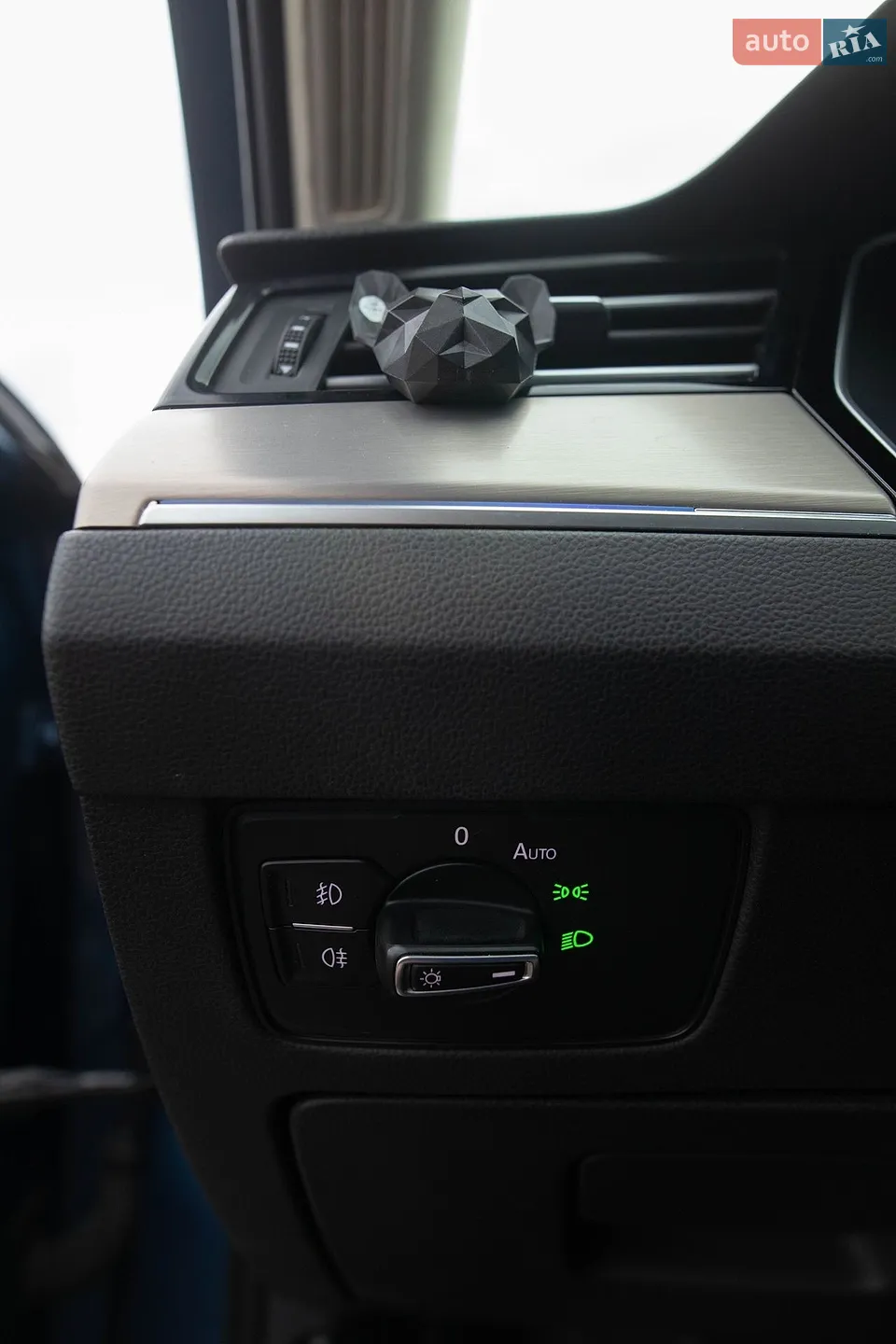 2016 Volkswagen Passat - мініатюра 40