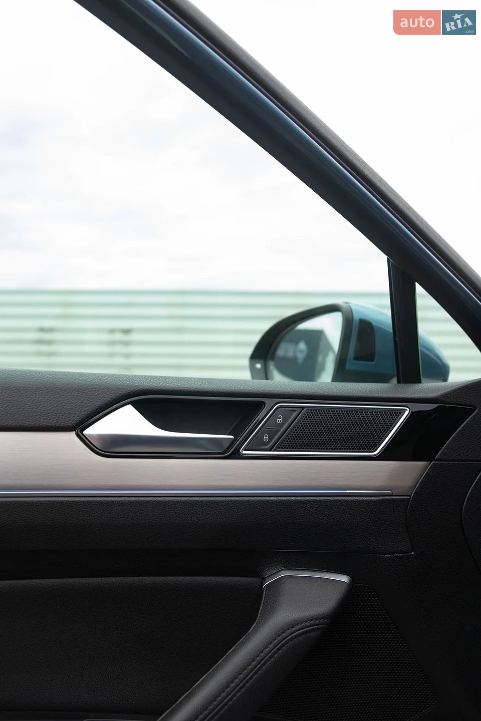 2016 Volkswagen Passat - мініатюра 38