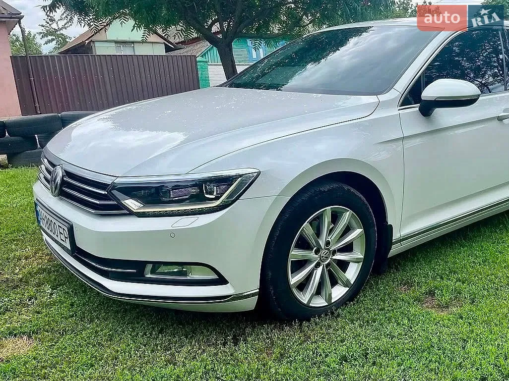 2017 Volkswagen Passat - мініатюра 5