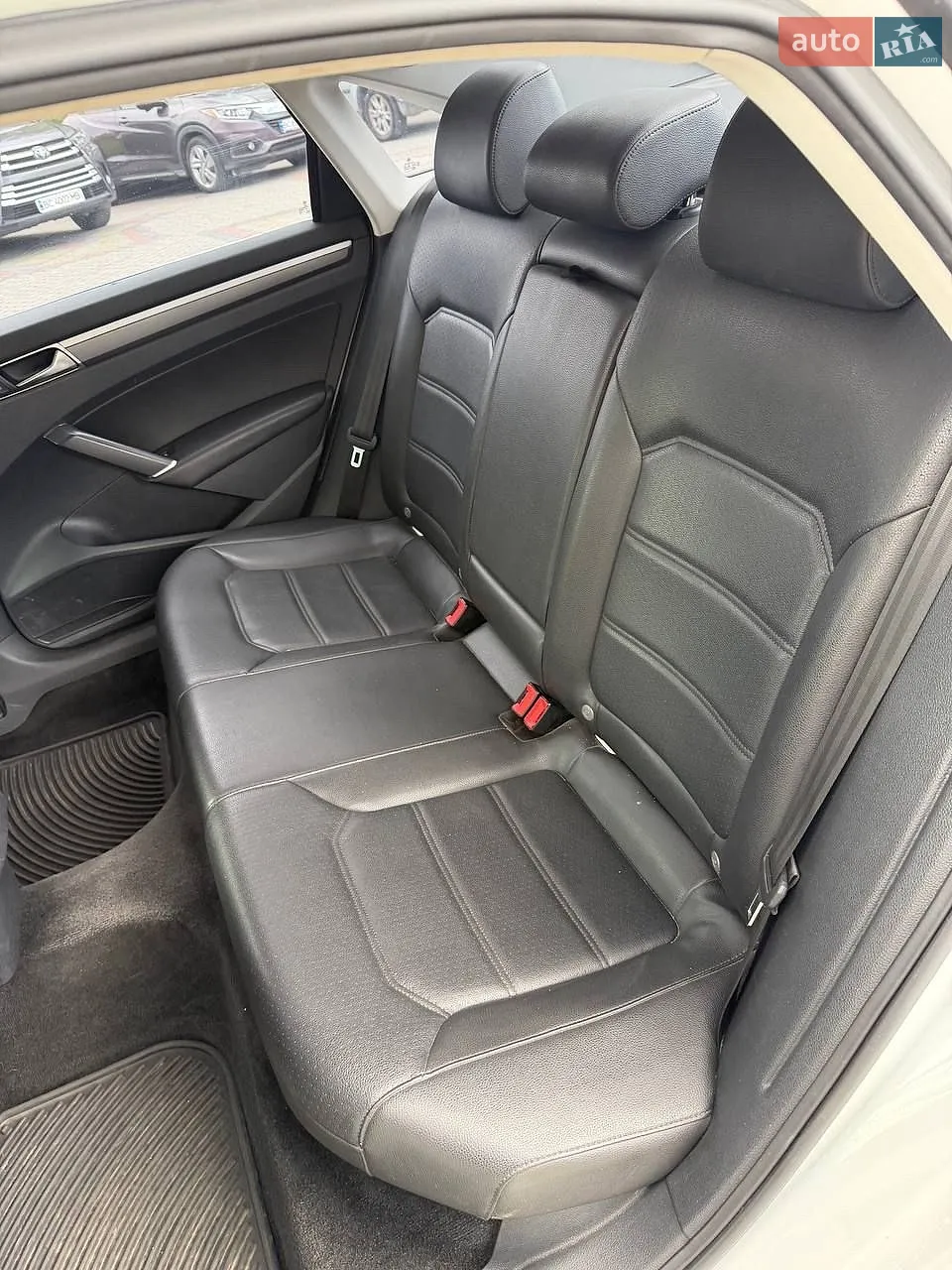 2017 Volkswagen Passat - мініатюра 27