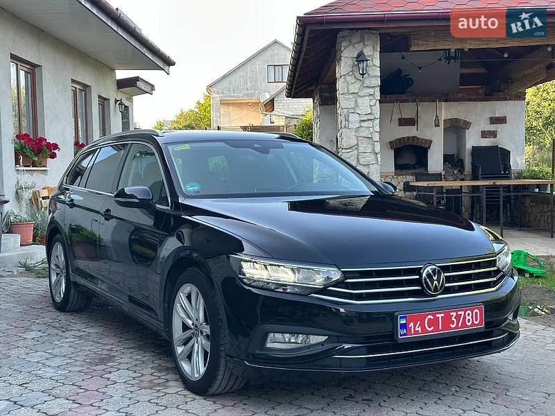 Volkswagen Passat 2022