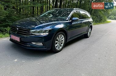 Універсал Volkswagen Passat 2023 в Івано-Франківську