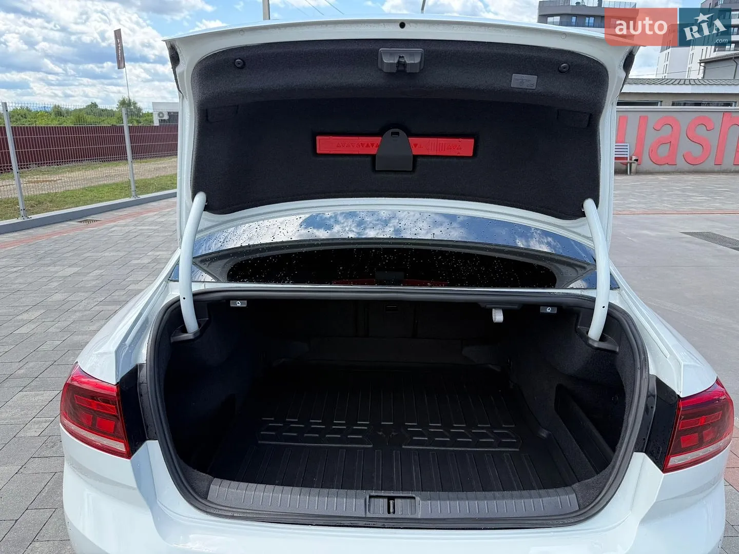 2019 Volkswagen Passat - мініатюра 22