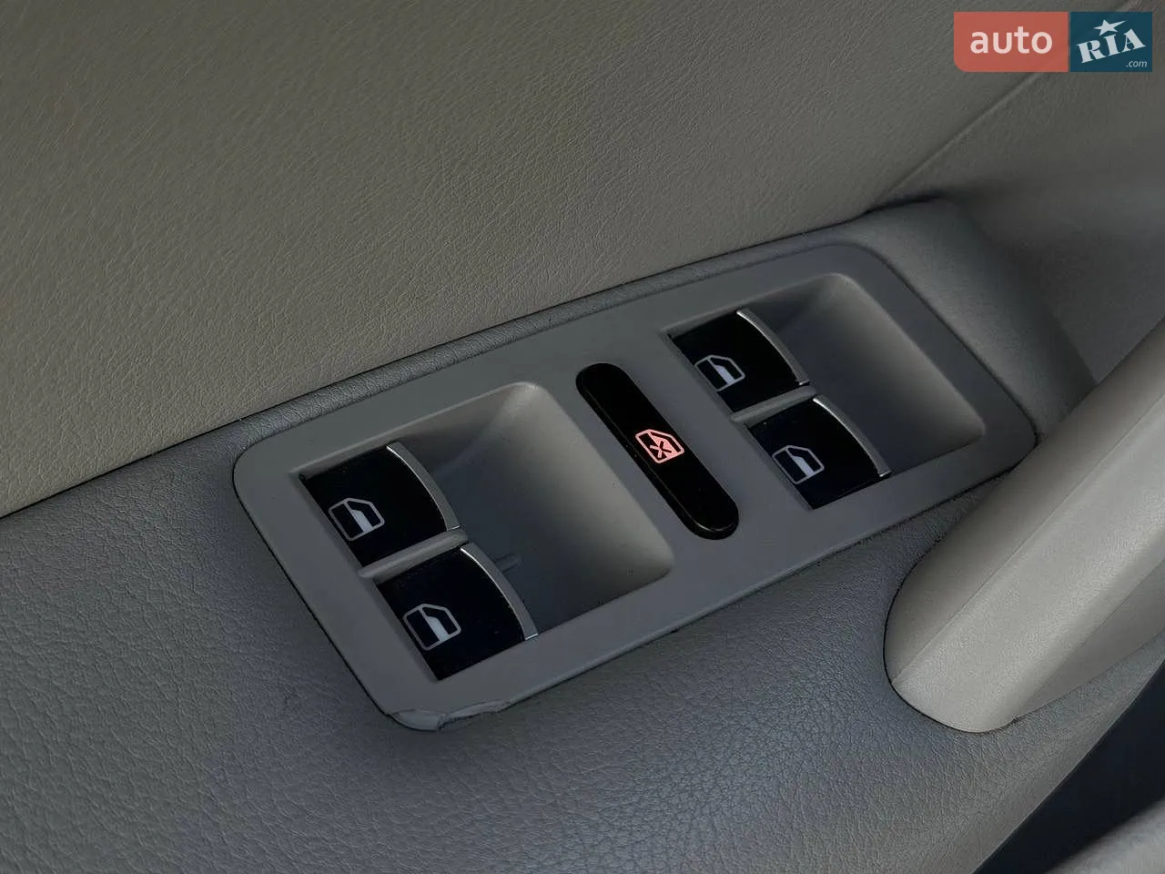 2013 Volkswagen Passat - мініатюра 31