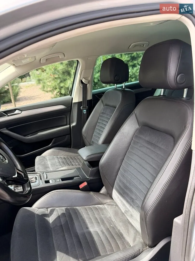 2019 Volkswagen Passat - мініатюра 9