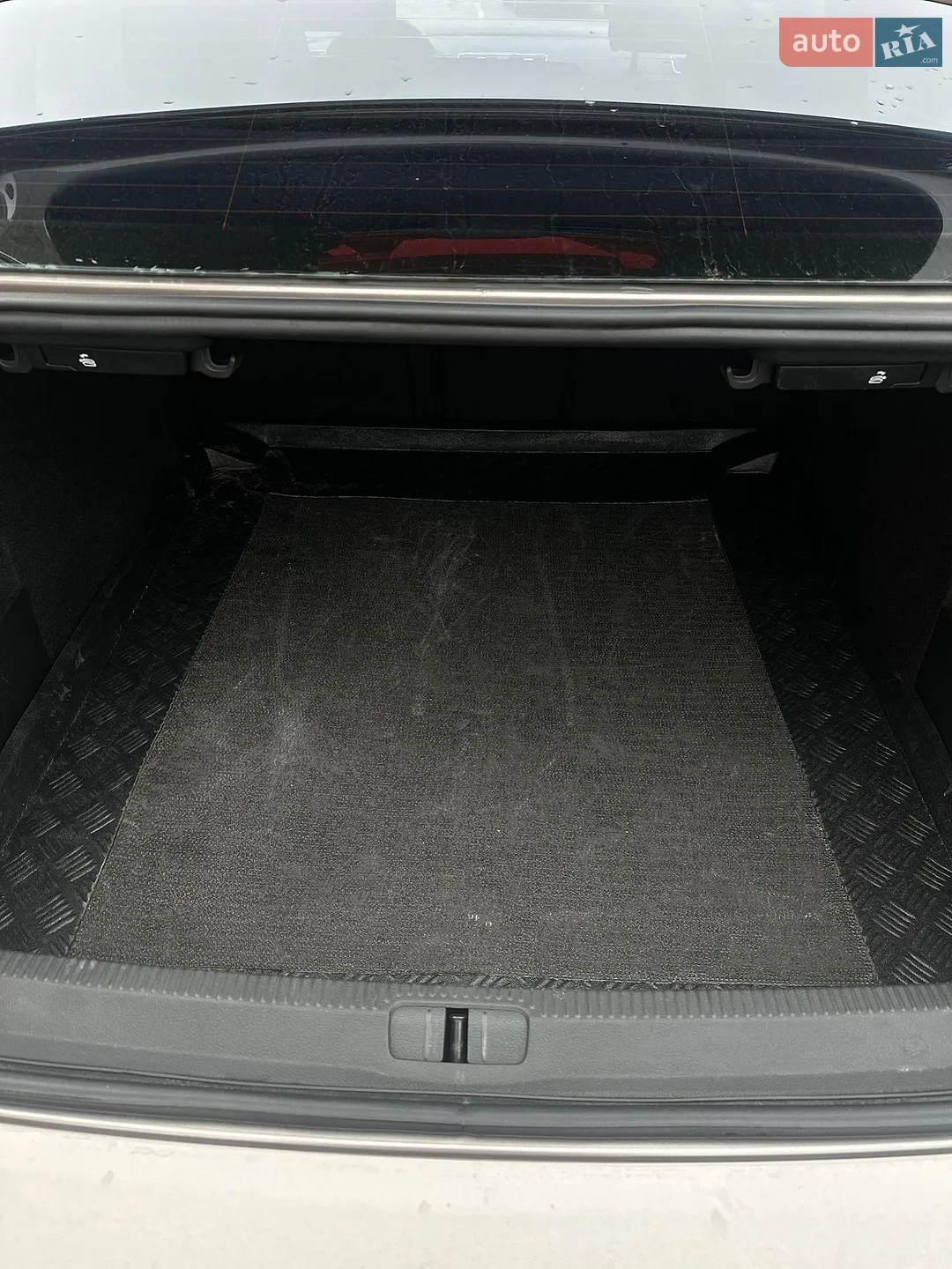 2011 Volkswagen Passat - мініатюра 4