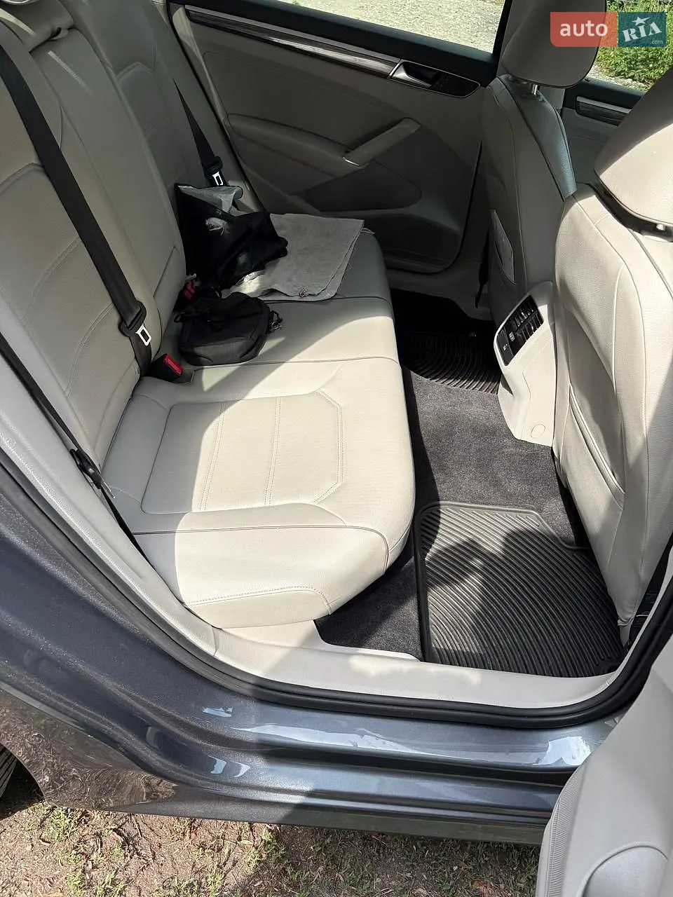 2016 Volkswagen Passat - мініатюра 23