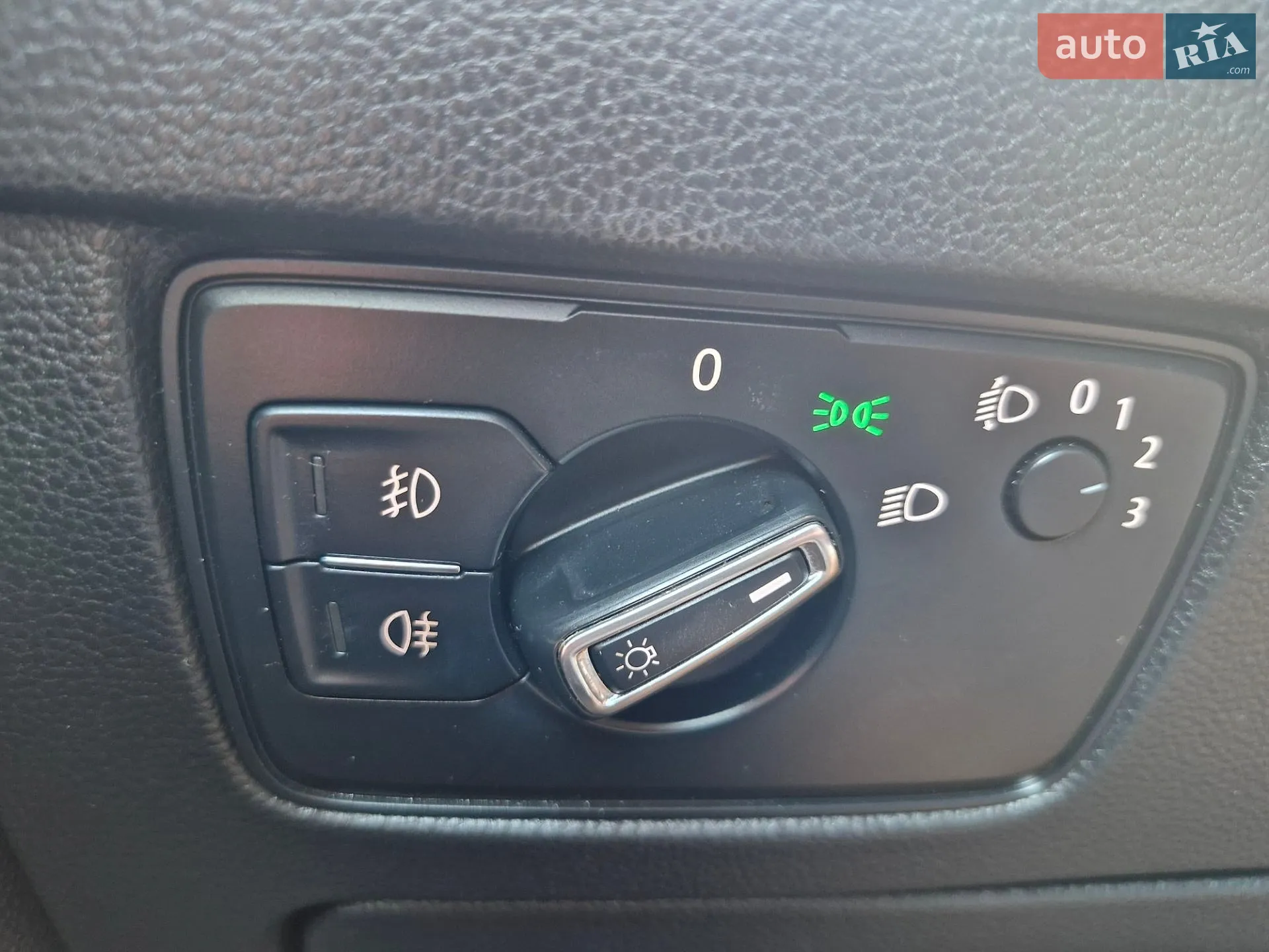 Volkswagen Passat 2015 VIN WVWZZZ3CZGE008232 фото оголошення 29 з 57