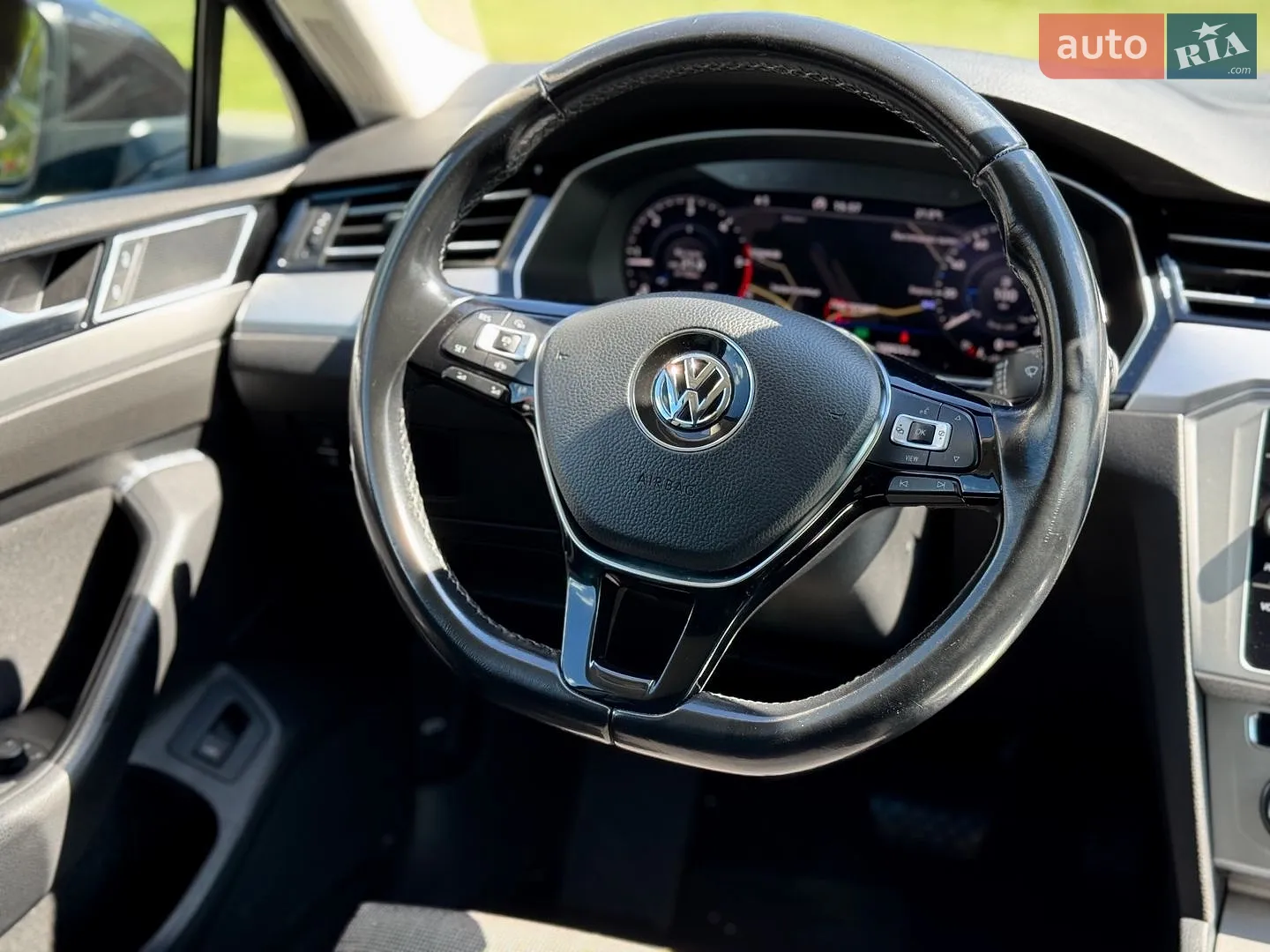 2019 Volkswagen Passat - мініатюра 11