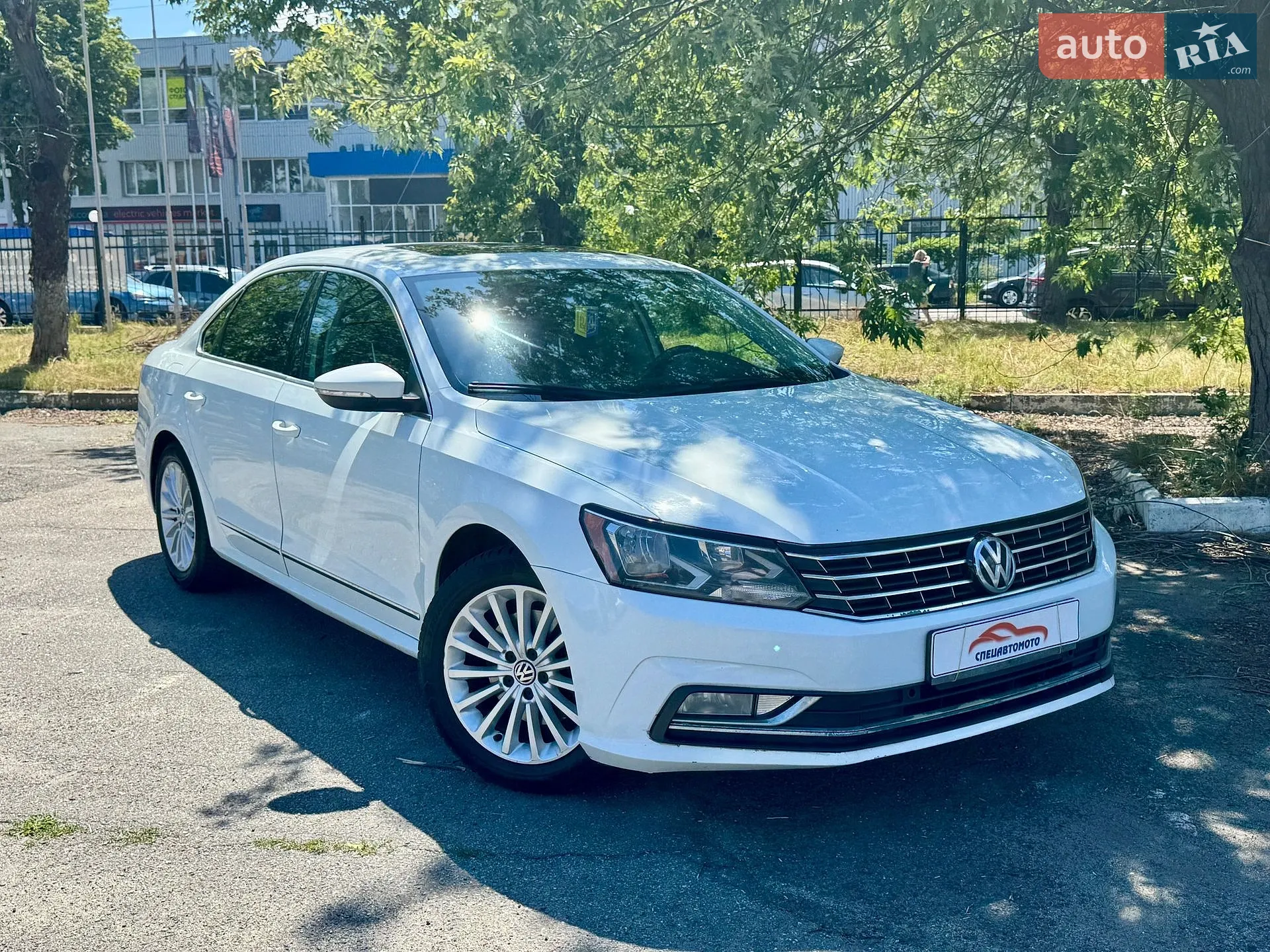 2016 Volkswagen Passat - фото 1