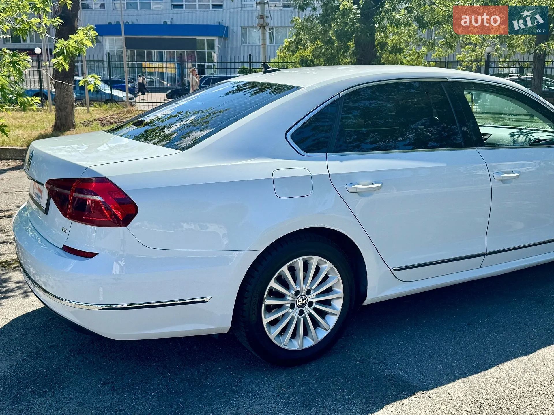 2016 Volkswagen Passat - мініатюра 13