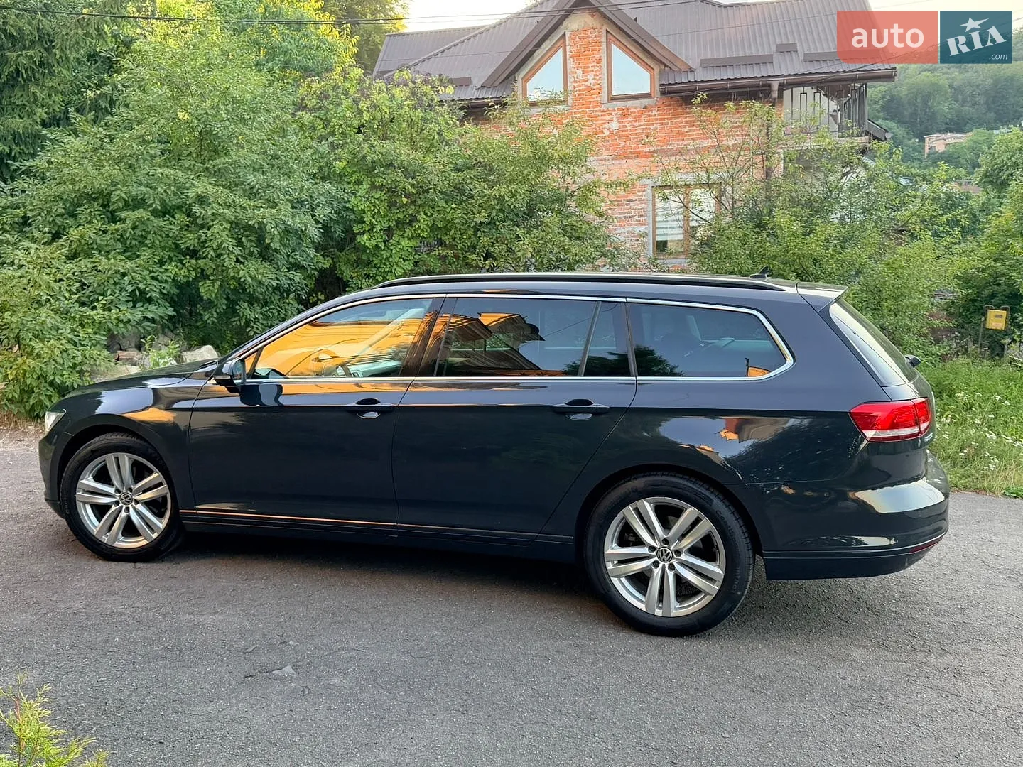 2016 Volkswagen Passat - мініатюра 9