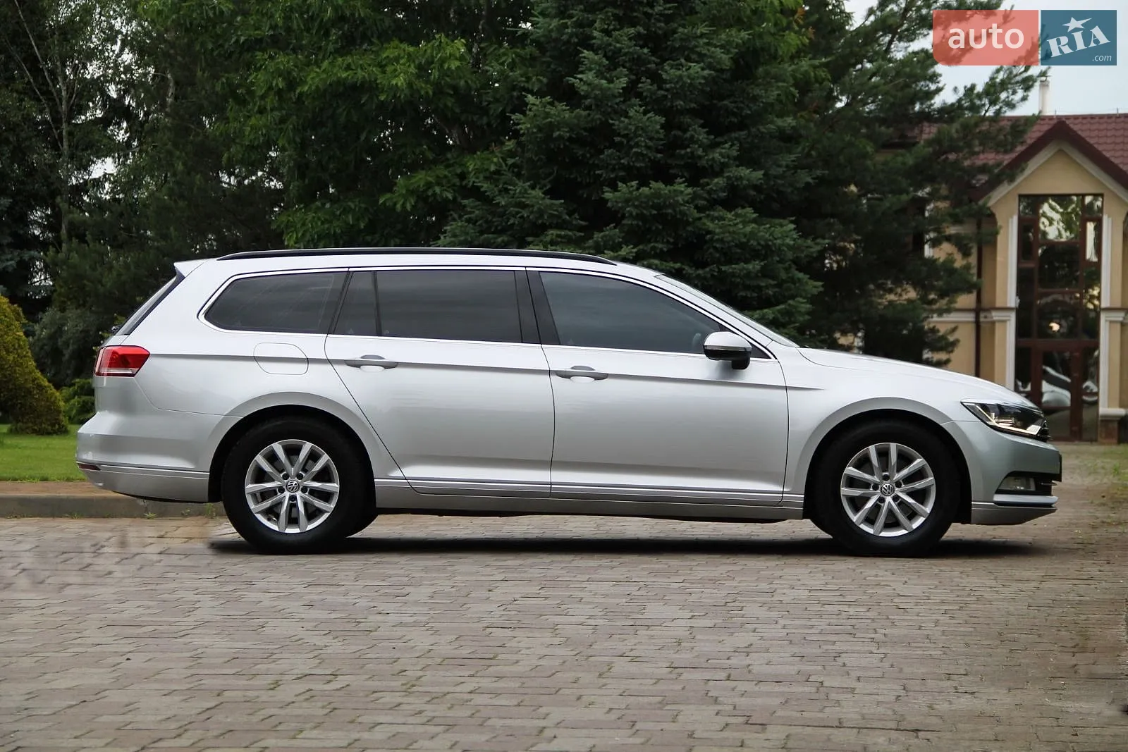 2016 Volkswagen Passat - мініатюра 4