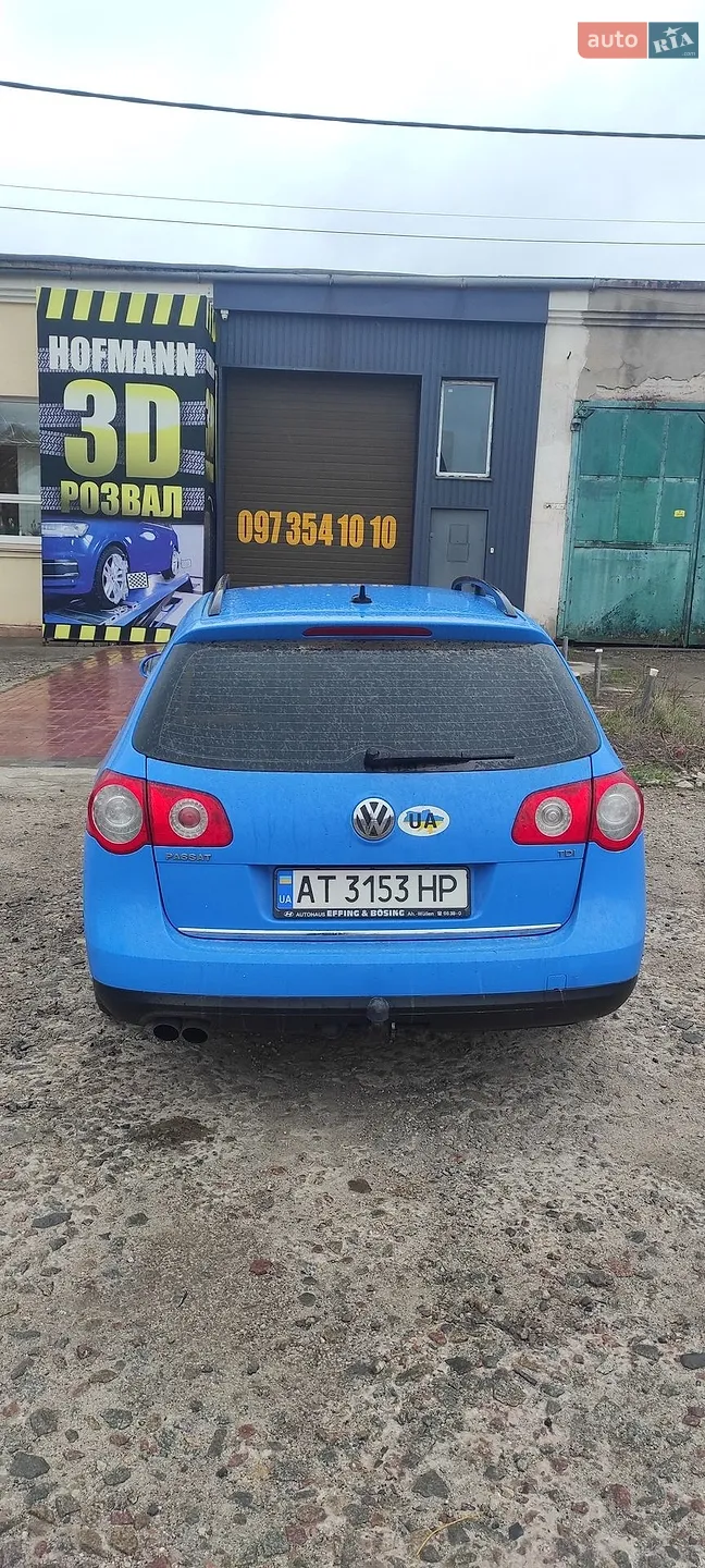 2010 Volkswagen Passat - мініатюра 2