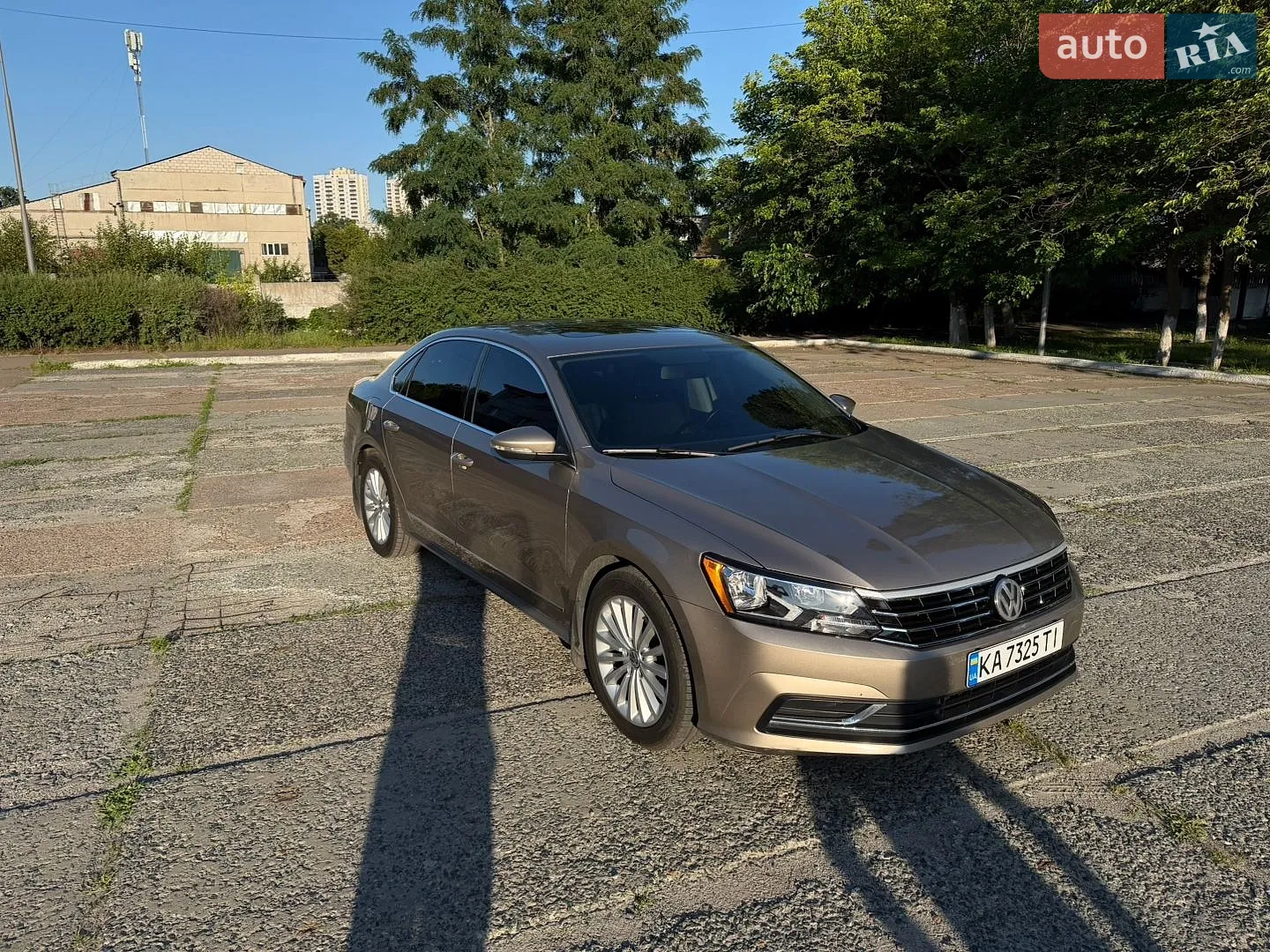 2015 Volkswagen Passat - фото 1