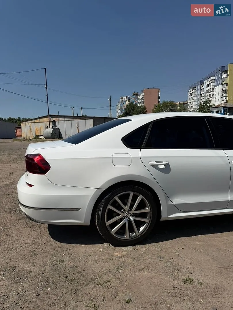 2018 Volkswagen Passat - мініатюра 6