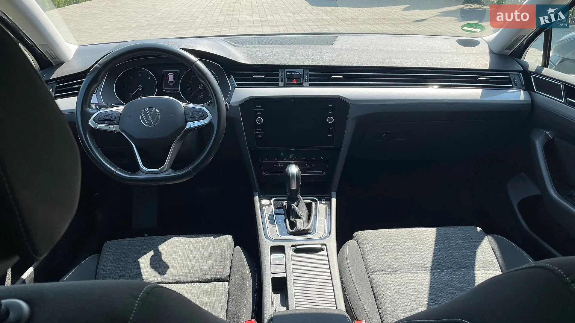 2021 Volkswagen Passat - мініатюра 18
