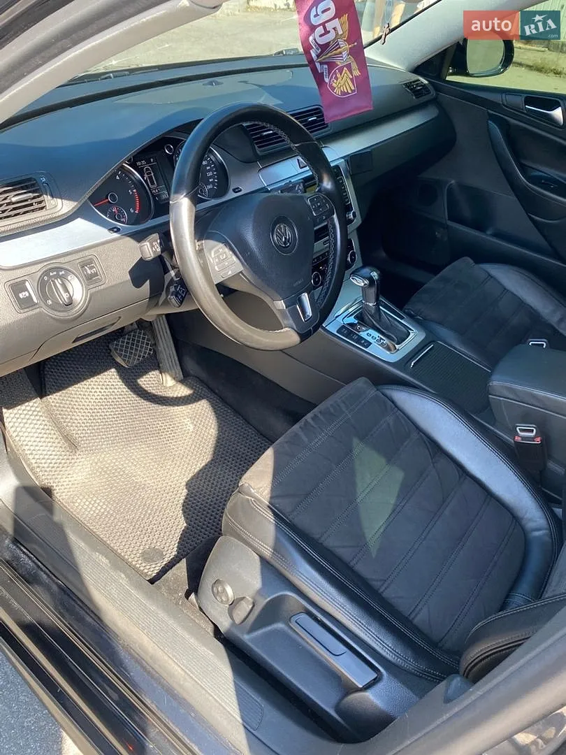 2010 Volkswagen Passat - мініатюра 15