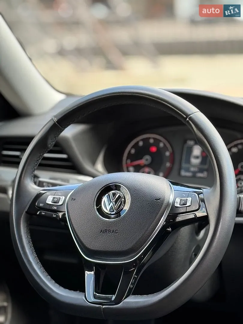 2021 Volkswagen Passat - мініатюра 11