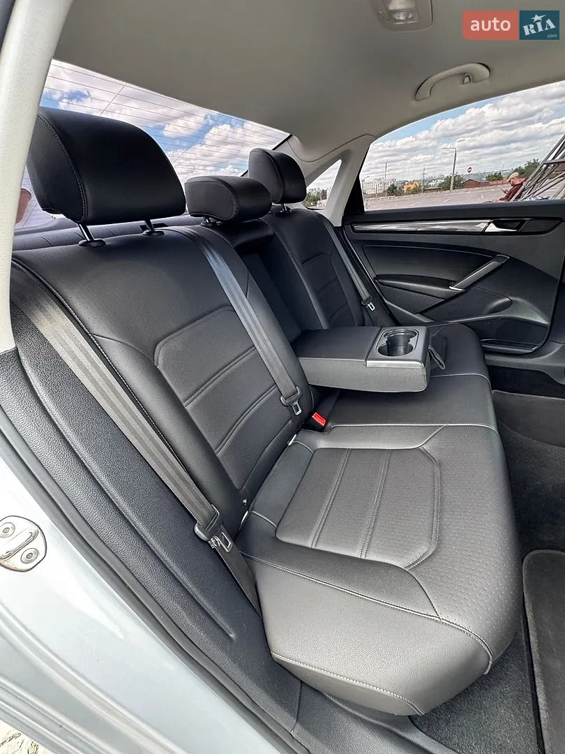 2021 Volkswagen Passat - мініатюра 20