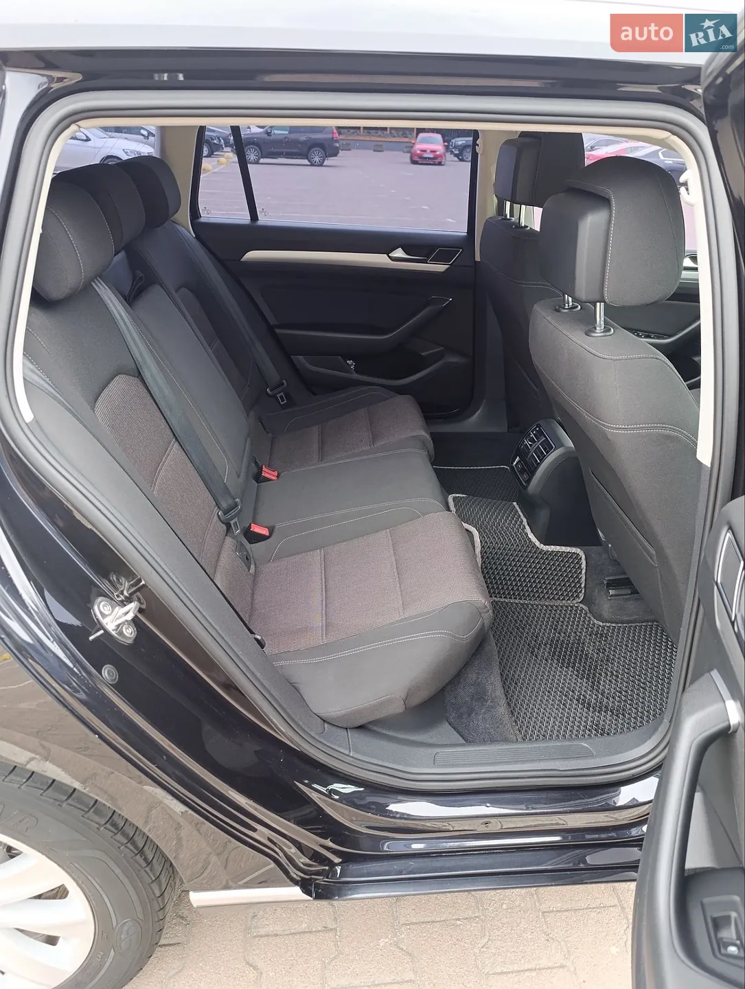 2015 Volkswagen Passat - мініатюра 31