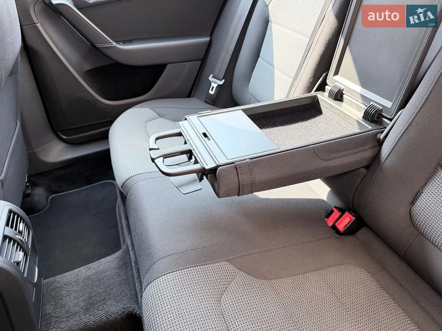 2012 Volkswagen Passat - мініатюра 48