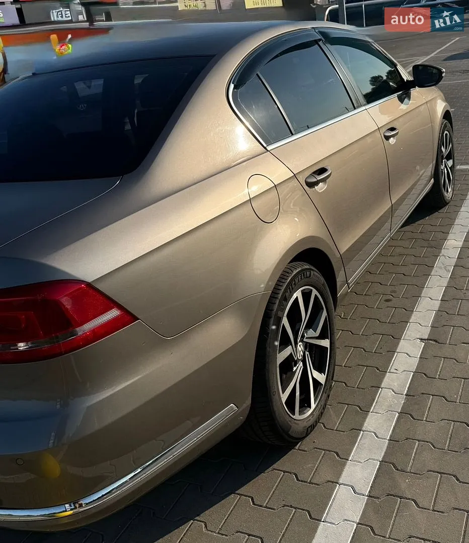 Volkswagen Passat 2011 VIN WVWZZZ3CZBP339104 фото оголошення 7 з 24