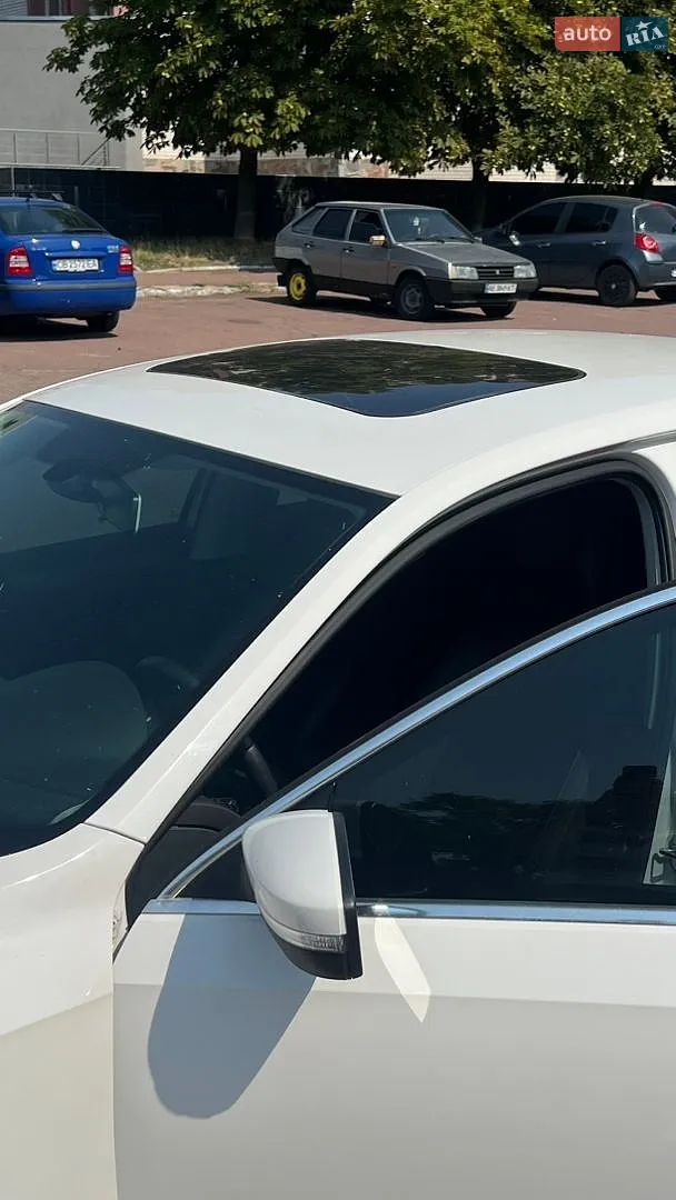 2014 Volkswagen Passat - мініатюра 4