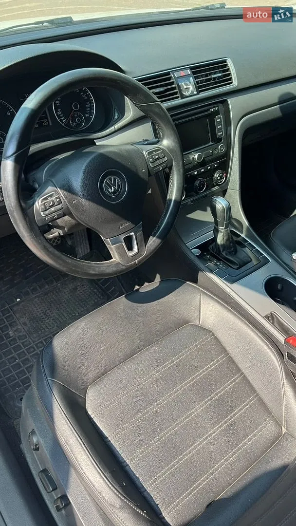 2014 Volkswagen Passat - мініатюра 9