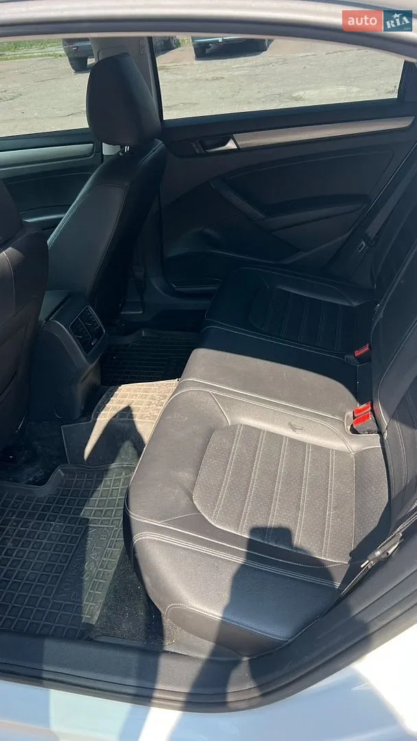 2014 Volkswagen Passat - мініатюра 10