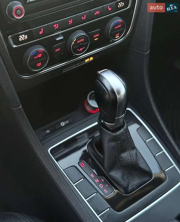 2018 Volkswagen Passat - мініатюра 10