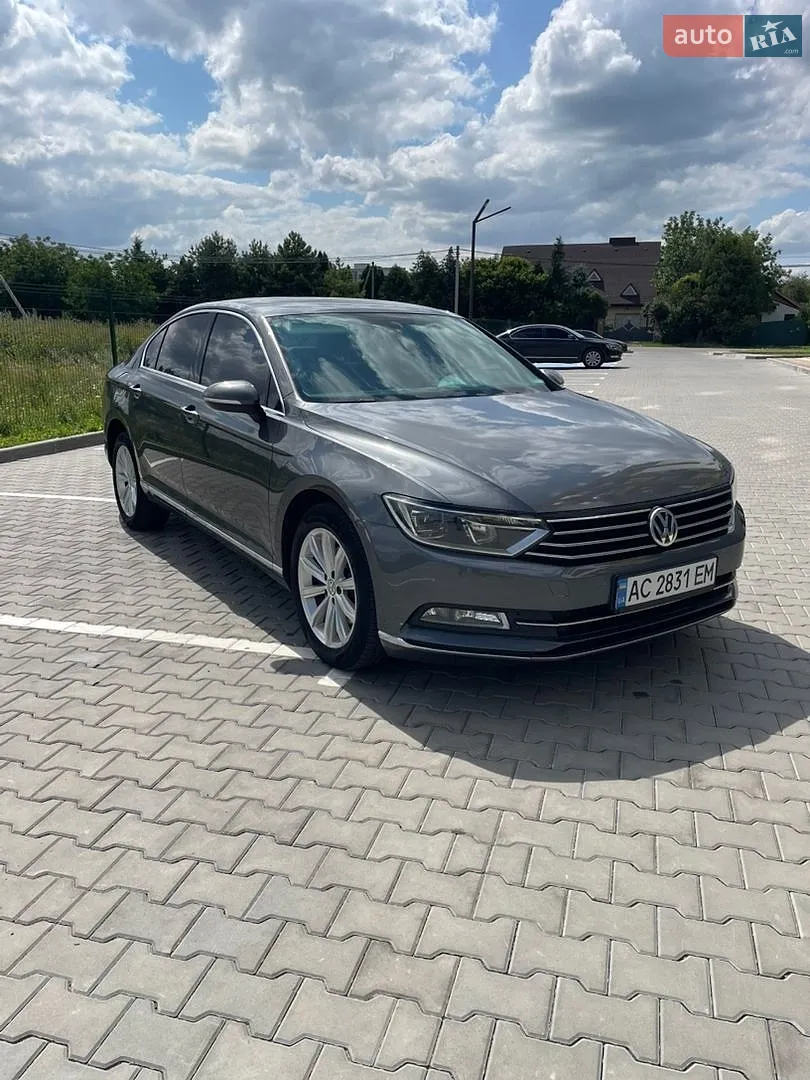 2016 Volkswagen Passat - мініатюра 2