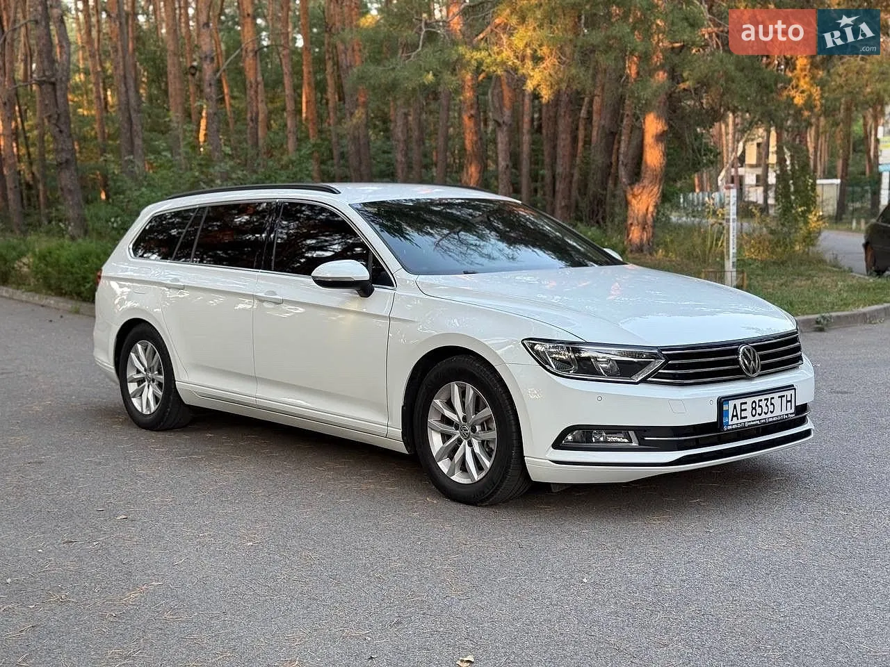 2017 Volkswagen Passat - фото 1