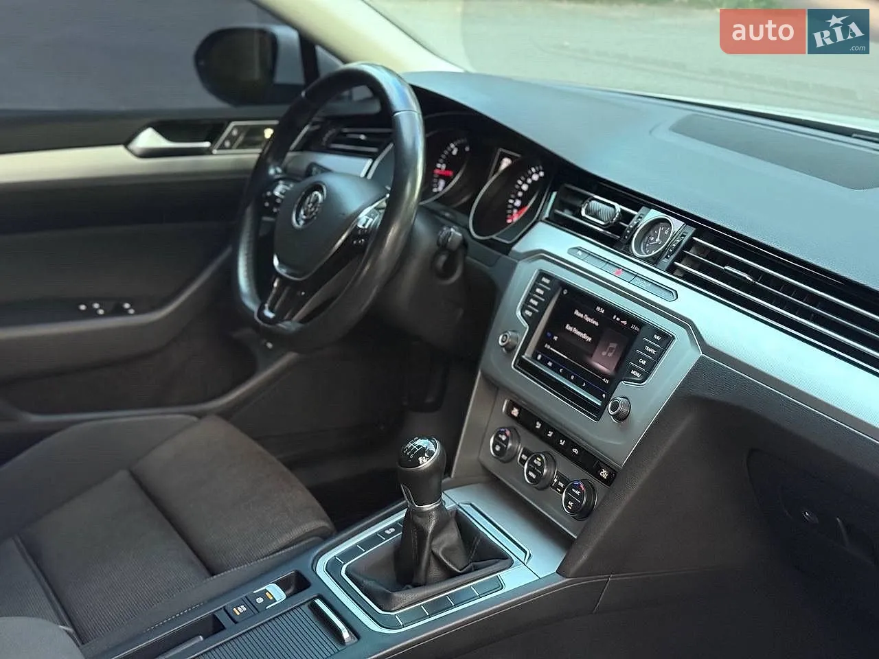 2017 Volkswagen Passat - мініатюра 20