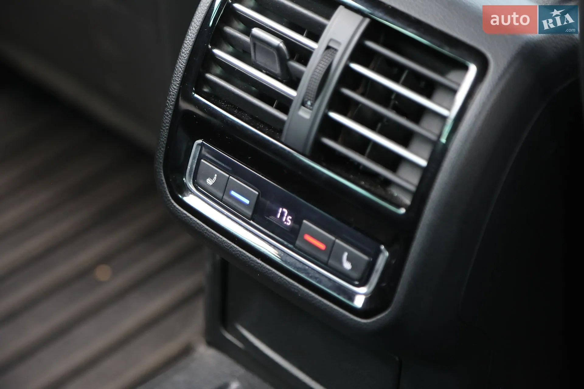 2018 Volkswagen Passat - мініатюра 29