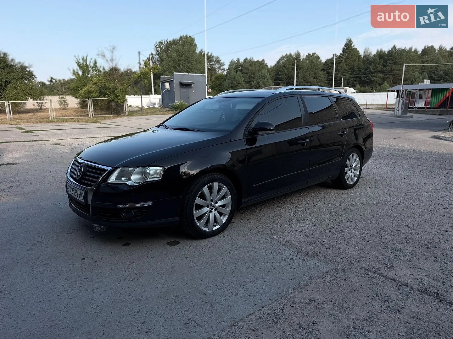 2010 Volkswagen Passat - мініатюра 2