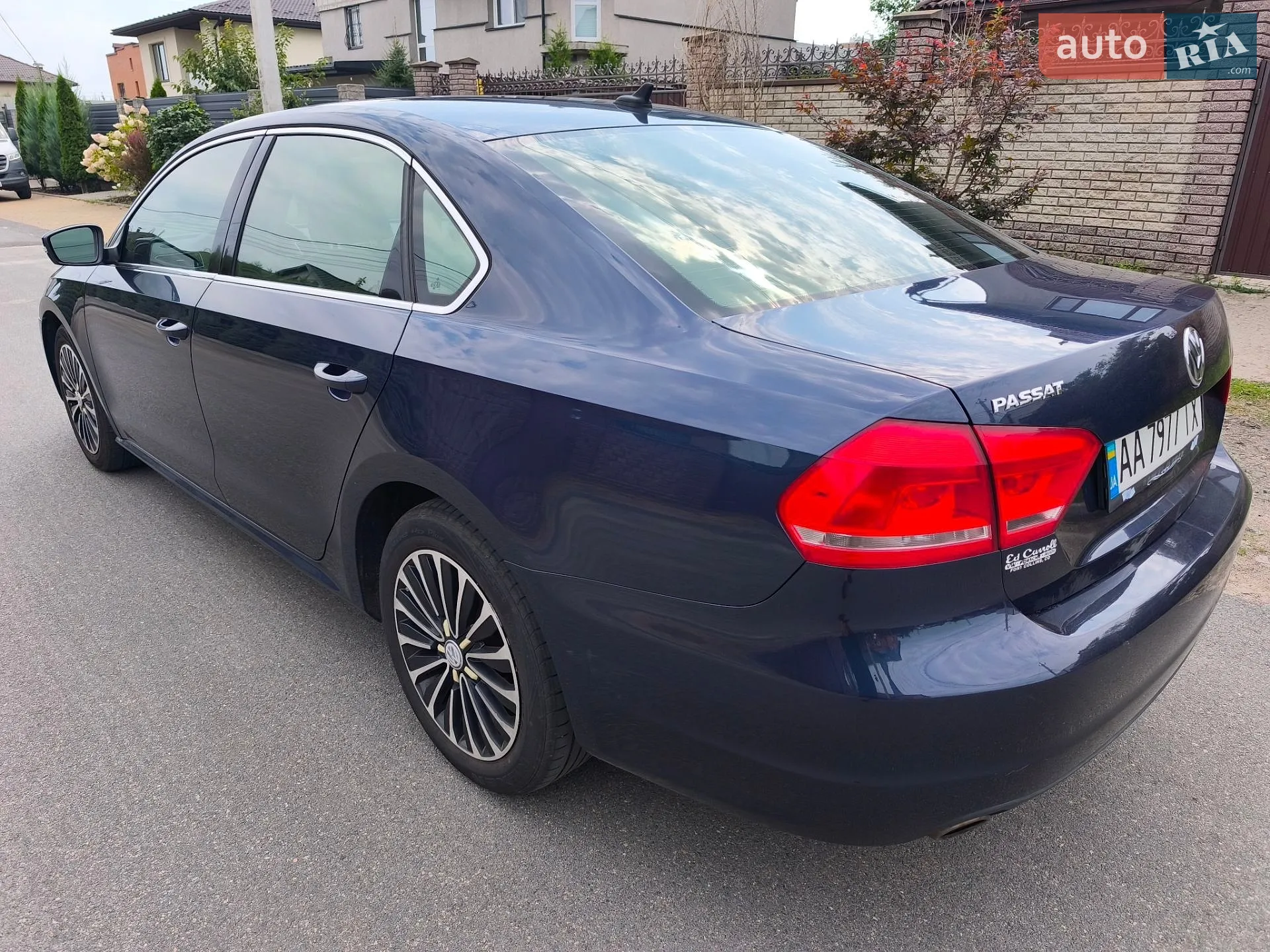 2013 Volkswagen Passat - мініатюра 11