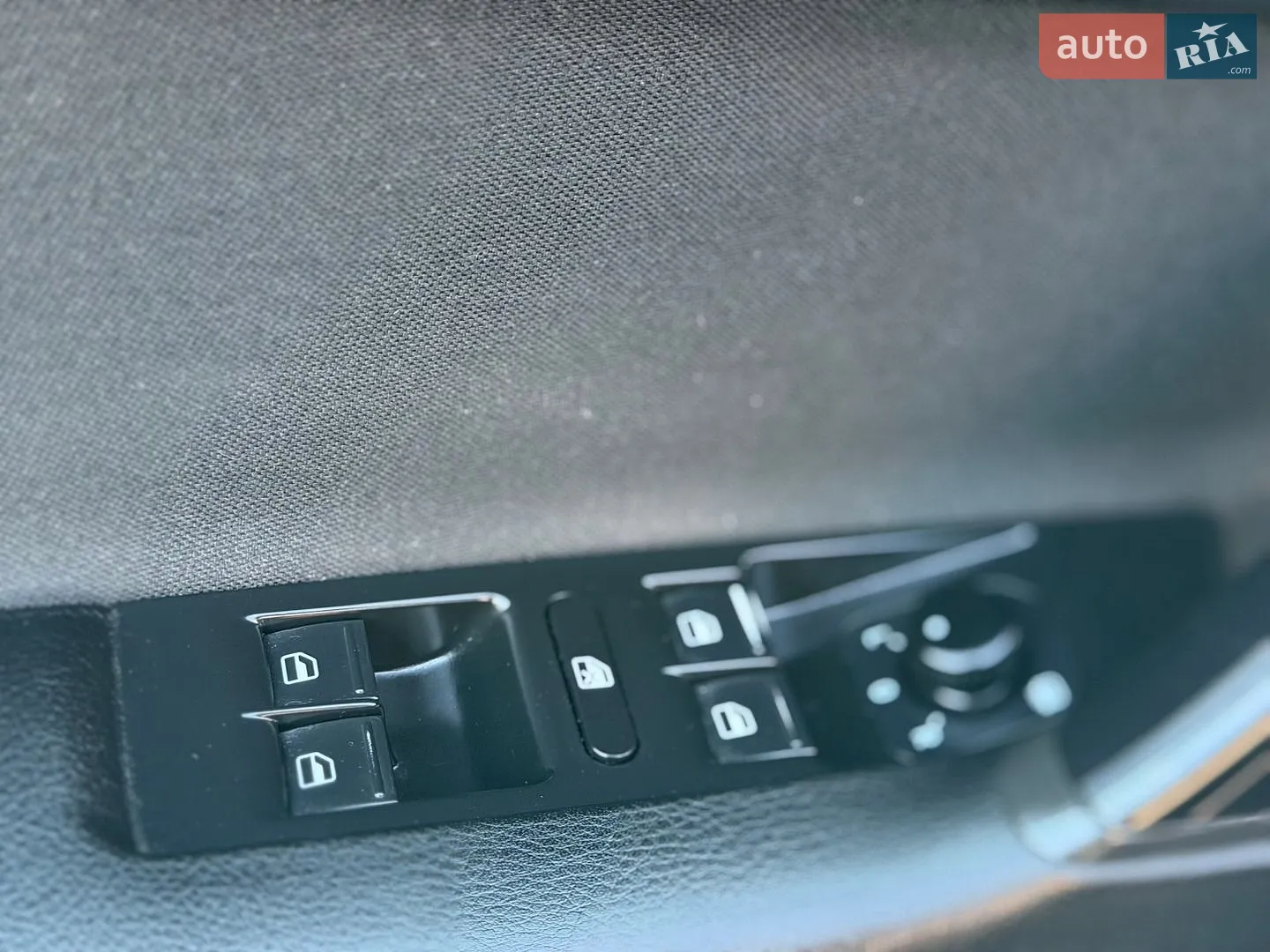 2013 Volkswagen Passat - мініатюра 24