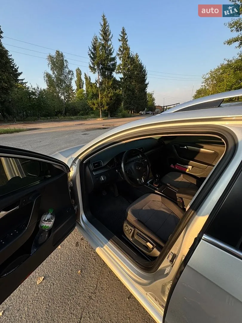 2012 Volkswagen Passat - мініатюра 11