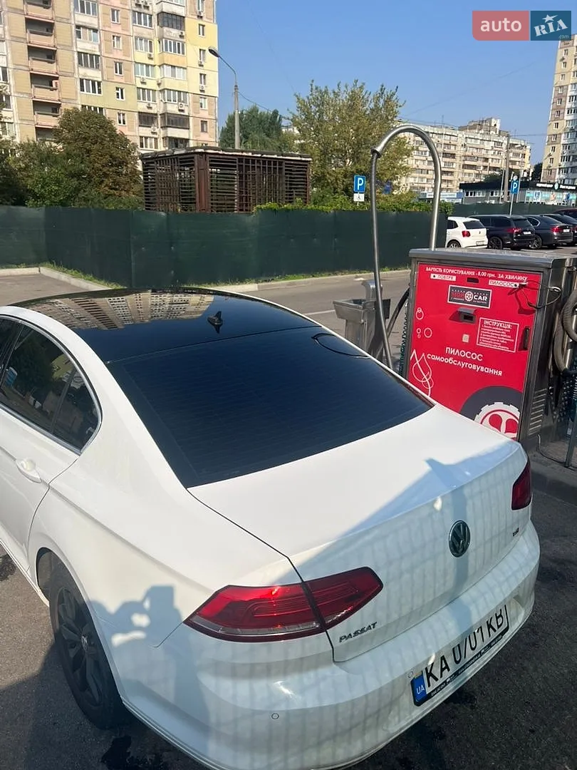 2015 Volkswagen Passat - мініатюра 4