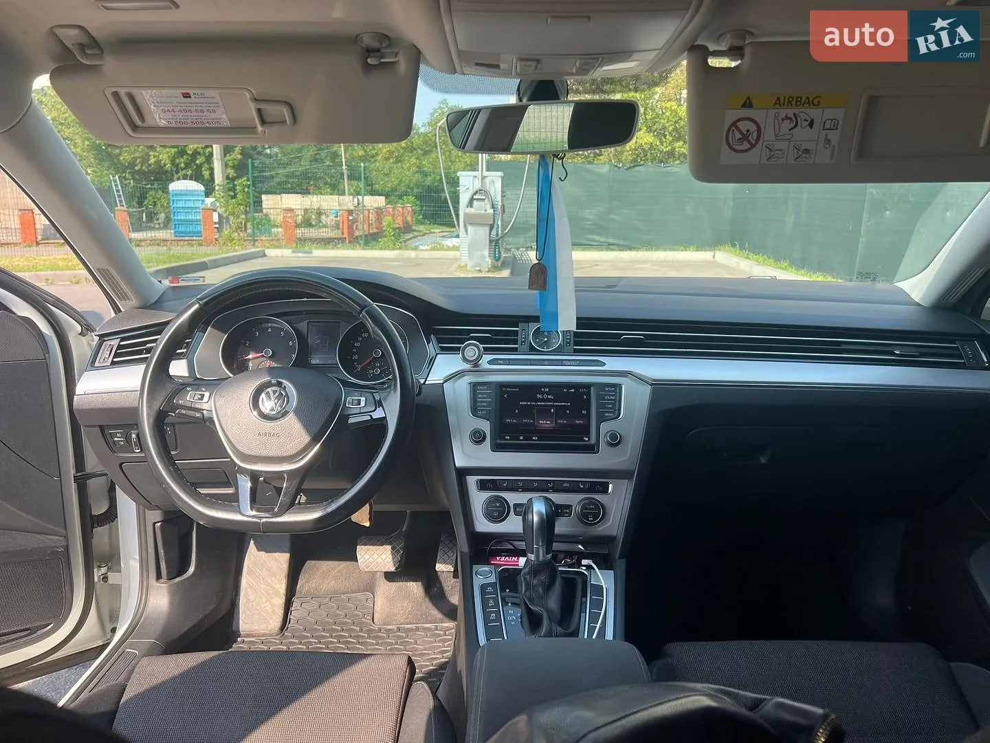2015 Volkswagen Passat - мініатюра 7