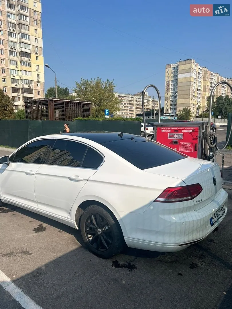 2015 Volkswagen Passat - мініатюра 3