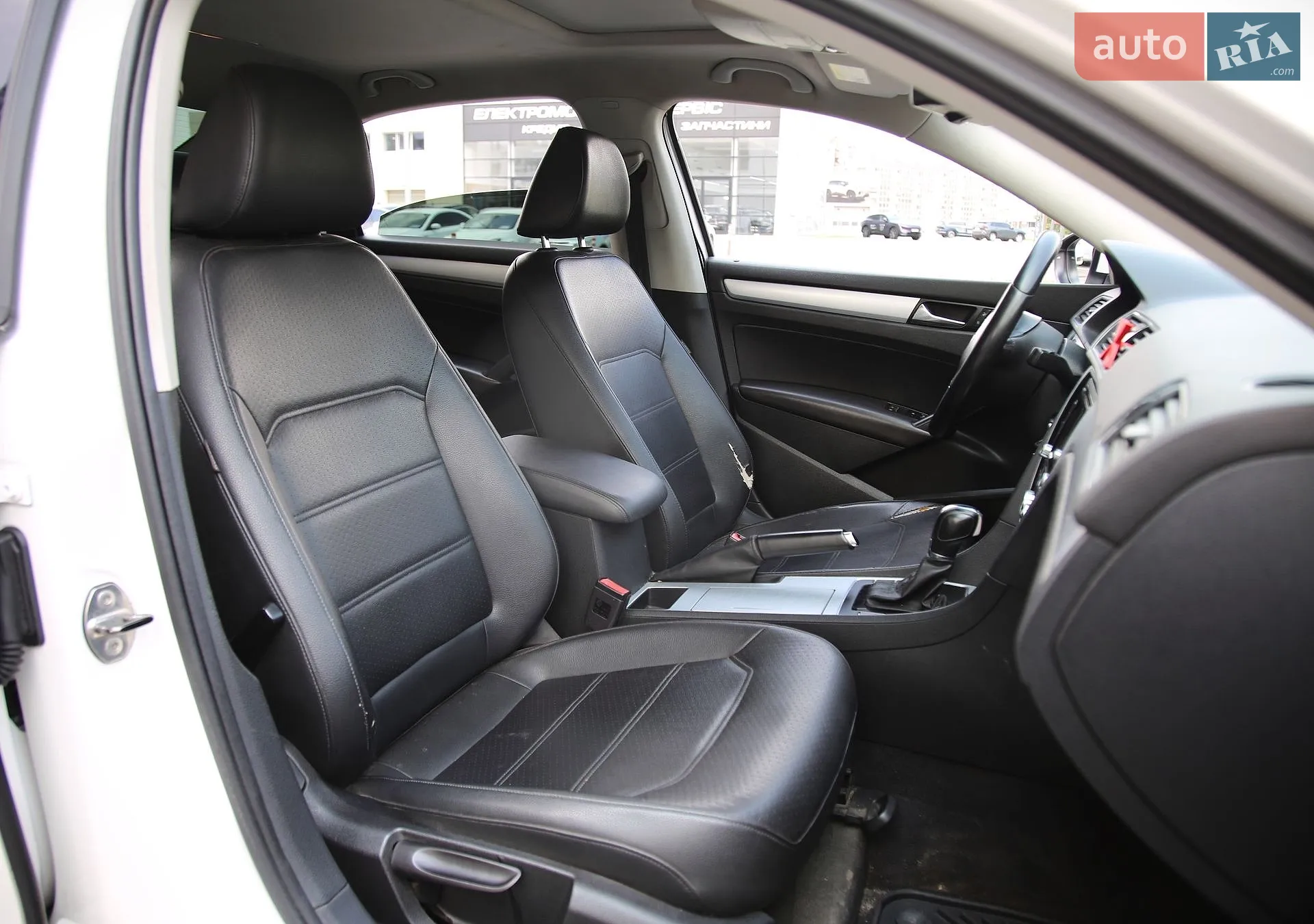 2011 Volkswagen Passat - мініатюра 10